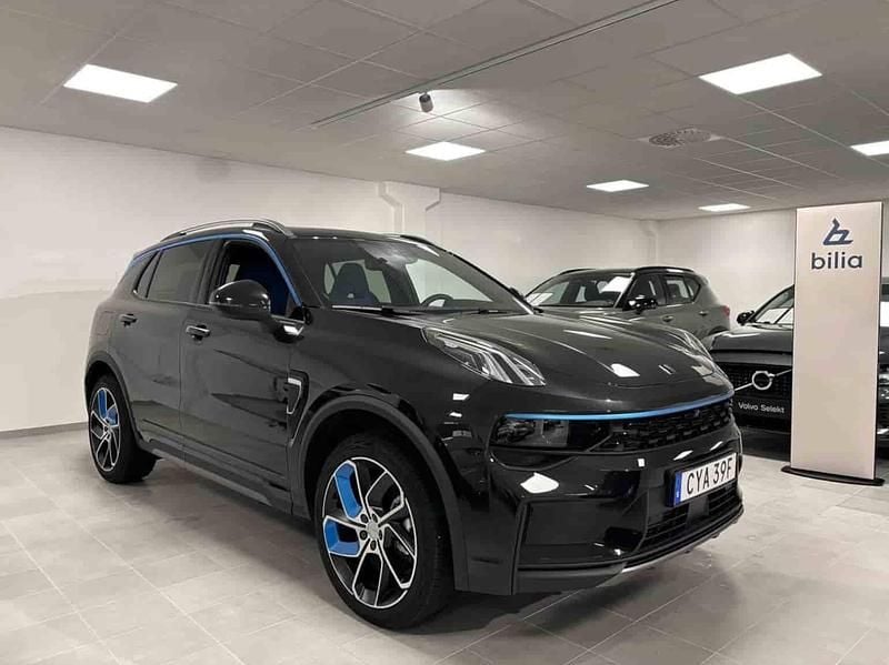 Svart Begagnad 2023 Lynk & Co 01 SUV | 329 900 kr - Bild 1/1