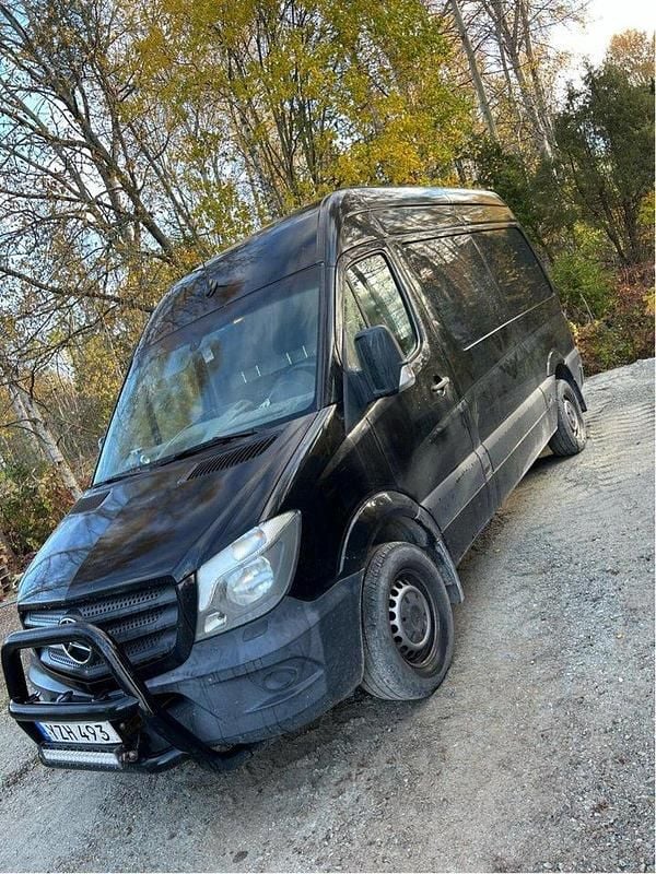 Svart Begagnad 2018 Mercedes Sprinter Van | 189 000 kr - Bild 1/4