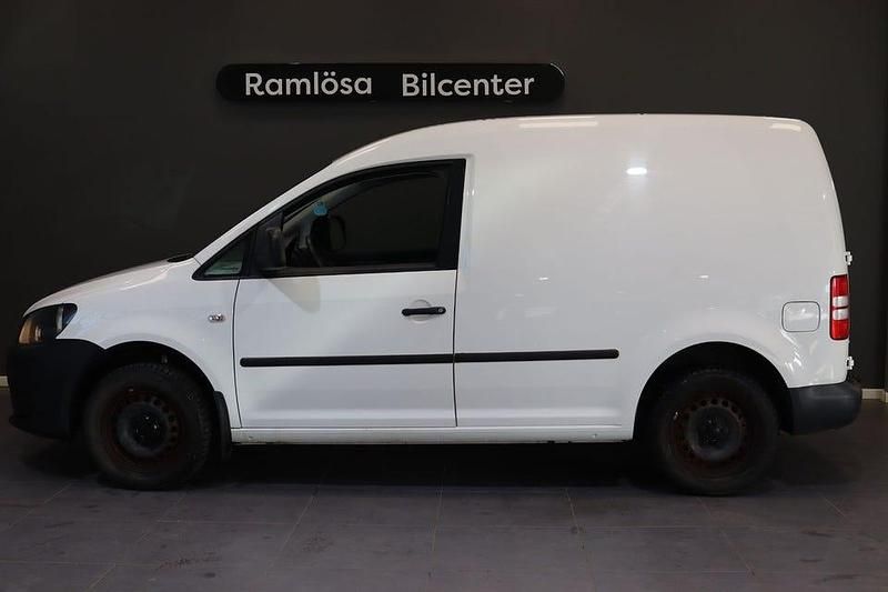 Vit Begagnad 2015 VW Caddy Minibuss | 68 900 kr (Marknadspris) - Bild 1/4