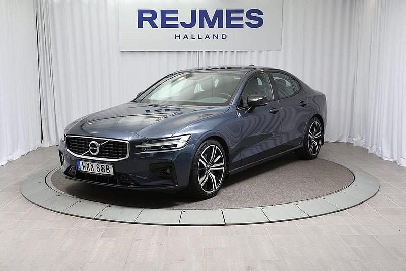 Mörkblå Begagnad 2019 Volvo S60 R-Design Sedan | 344 500 kr (Marknadspris) - Bild 1/4