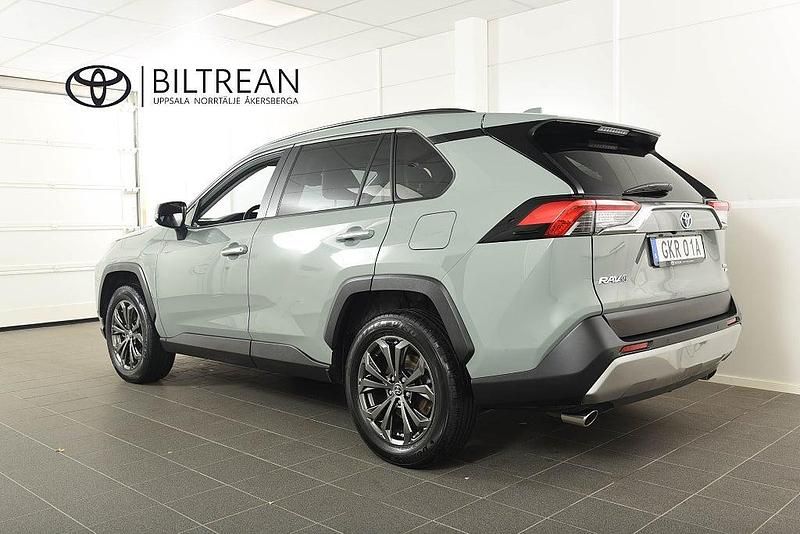 Begagnad Toyota RAV4 Hybrid Executive 222 HK (163 kW) 2023 Grön SUV