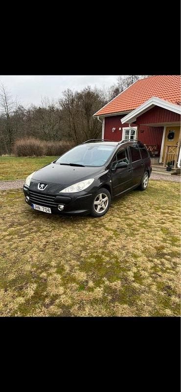 Svart Begagnad 2007 Peugeot 307 Kombi | 21 000 kr (Marknadspris) - Bild 1/3