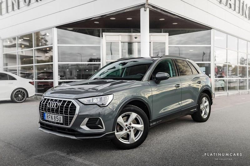 Grå Begagnad 2020 Audi Q3 Proline SUV | 339 000 kr (Lite dyr) - Bild 1/4