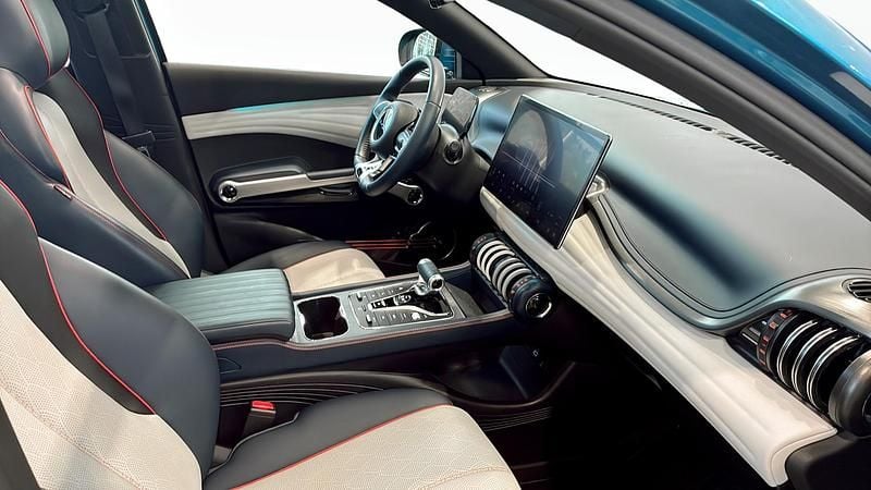 Begagnad BYD Atto 3 Design 150 kW (204 HK) 2022 Blå SUV