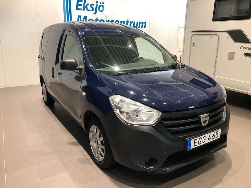Blå Begagnad 2015 Dacia Dokker Express Van | 44 900 kr (Marknadspris) - Bild 1/4