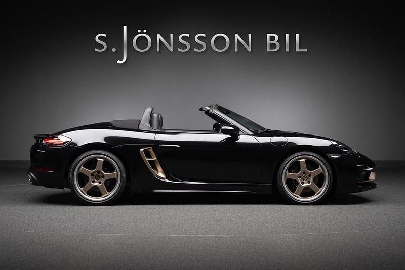 Begagnad Porsche 718 Boxster GTS Edition 400 HK (294 kW) 2021 Jet black metallic Cab