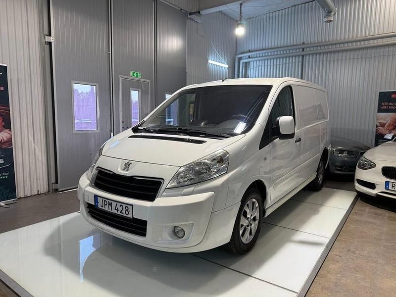 Begagnad Peugeot Expert 128 HK (94 kW) 2015 Vit Van