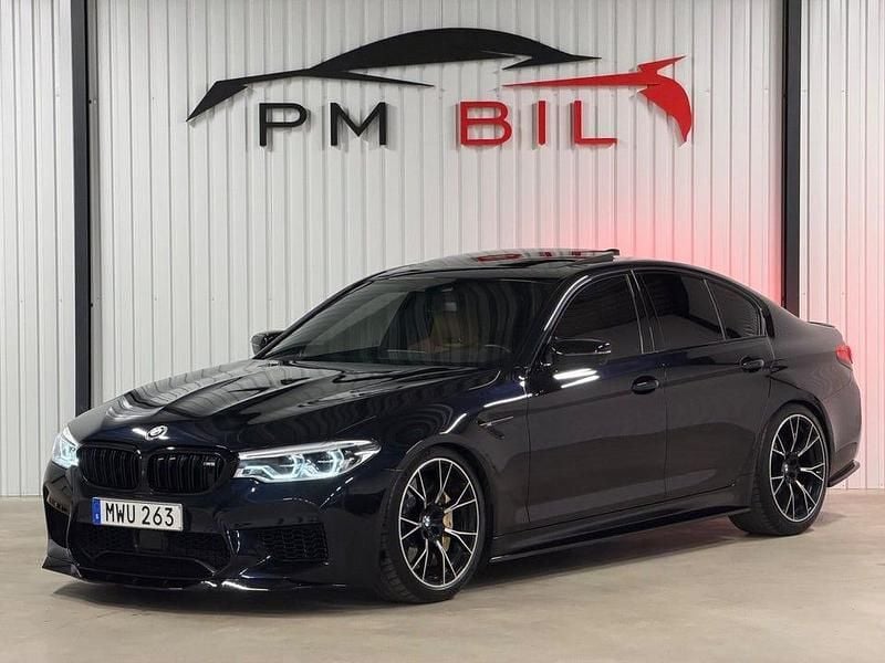 Svart Begagnad 2019 BMW M5 Competition Edition Sedan | 899 900 kr (Bra pris) - Bild 1/4