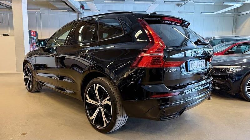 Begagnad Volvo XC60 Ultimate 456 HK (335 kW) 2023 Svart SUV