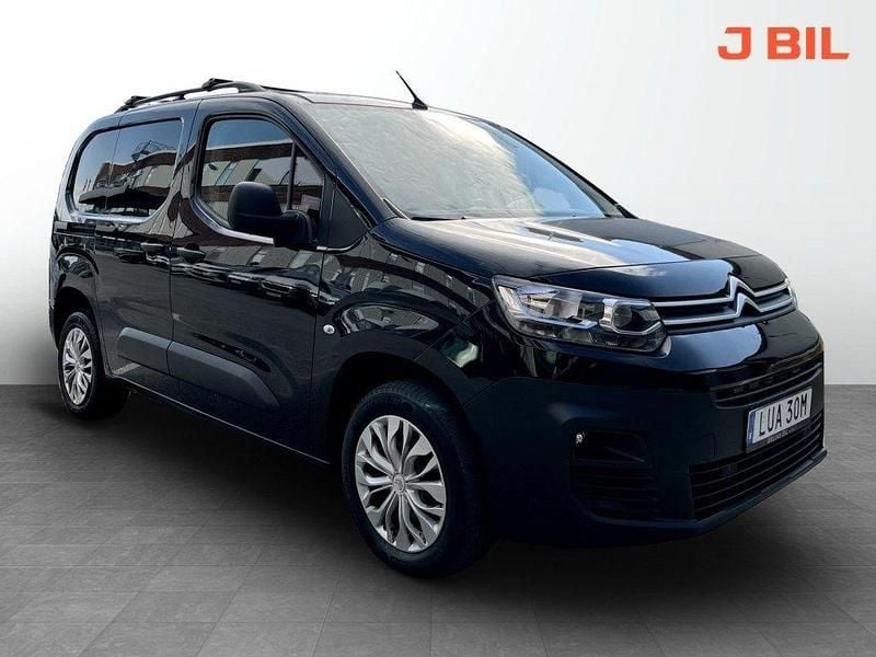Svart Begagnad 2021 Citroën Berlingo Business Class Minibuss | 159 900 kr (Bra pris) - Bild 1/4