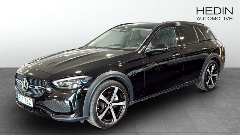 Svart (black) Begagnad 2022 Mercedes C220 Premium Kombi | 429 900 kr (Bra pris) - Bild 1/4