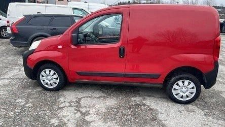 Begagnad Citroën Nemo 68 HK (50 kW) 2009 Röd Minibuss