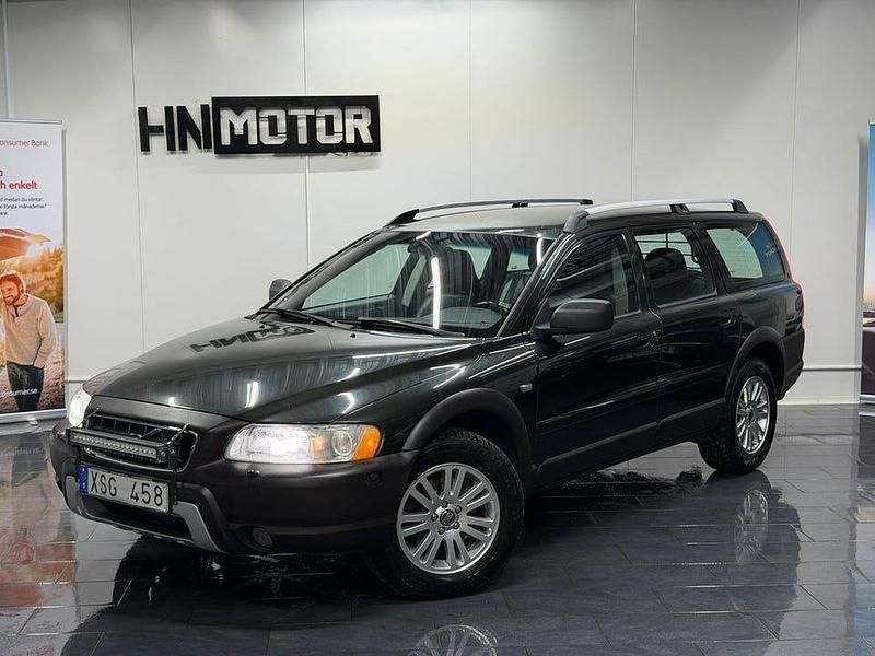Mörkgrön Begagnad 2006 Volvo XC70 Kombi | 49 900 kr (Marknadspris) - Bild 1/4