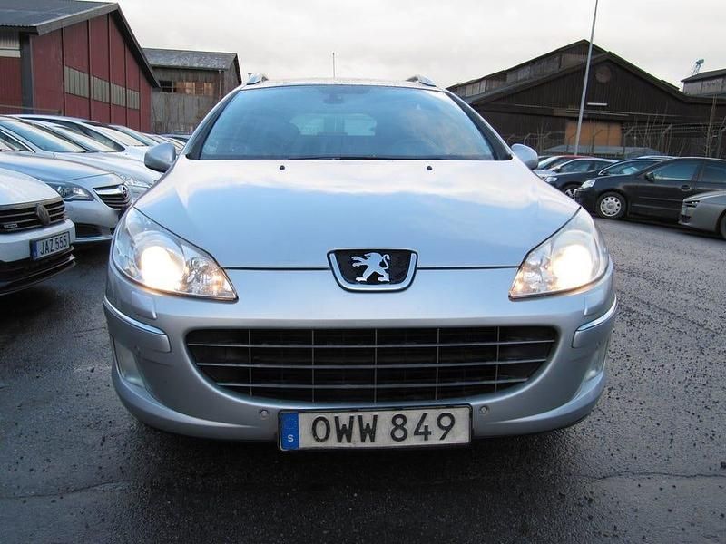 Ljusgrå Begagnad 2010 Peugeot 407 Kombi | 34 500 kr (Marknadspris) - Bild 1/4