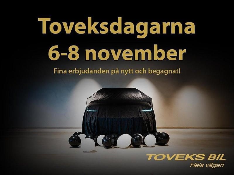 Blå (costa azul metallic black) Begagnad 2023 VW ID.3 Pro Performance Halvkombi | 379 000 kr - Bild 1/4