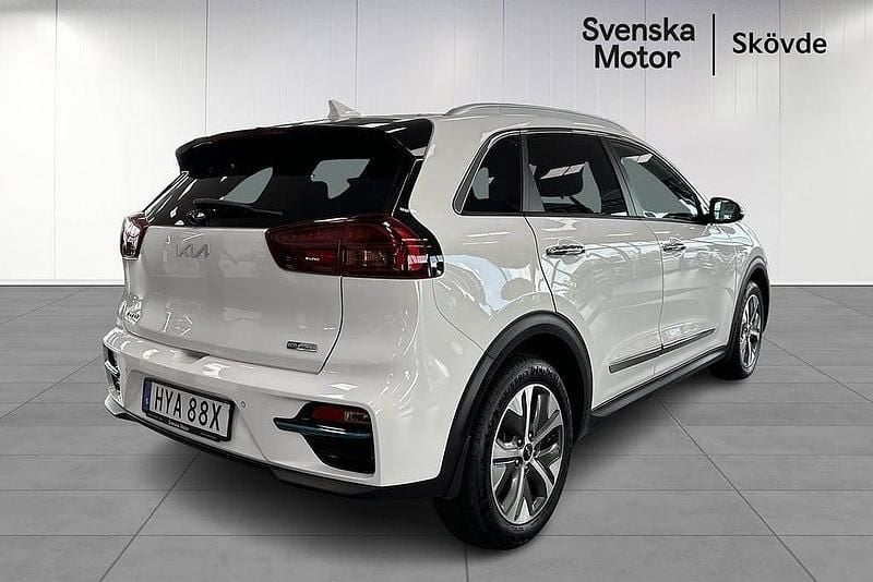 Begagnad Kia e-Niro Advance 152 kW (207 HK) 2022 Vit SUV