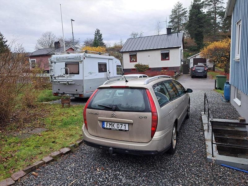Brun Begagnad 2007 Citroën C5 Kombi | 17 900 kr (Marknadspris) - Bild 1/4