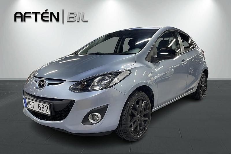 Blå Begagnad 2012 Mazda 2 Halvkombi | 74 800 kr (Dyr) - Bild 1/3