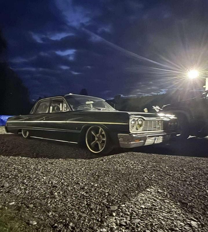 Begagnad Chevrolet Bel Air 199 HK (146 kW) 1964 Sedan