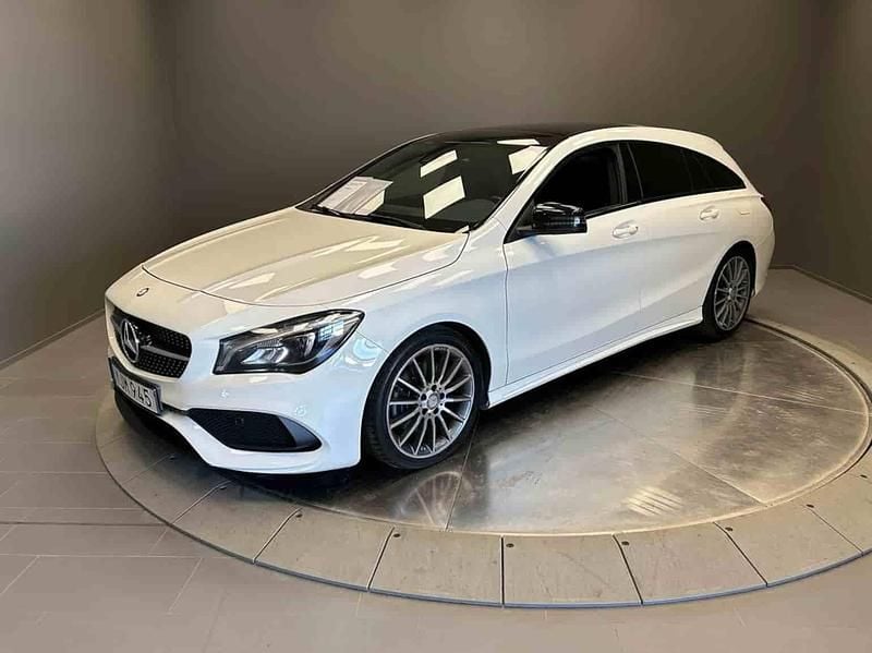 Vit Begagnad 2017 Mercedes CLA220 Shooting Brake Kombi | 179 000 kr - Bild 1/1
