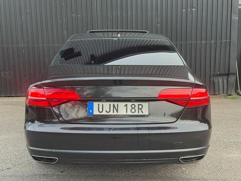 Begagnad Audi A8 259 HK (190 kW) 2014 Svart Sedan