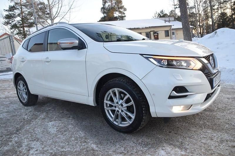 Begagnad Nissan Qashqai 360º 160 HK (117 kW) 2019 Vit SUV