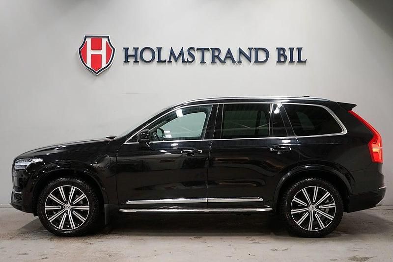 Svart Begagnad 2017 Volvo XC90 Inscription SUV | 434 900 kr (Bra pris) - Bild 1/4