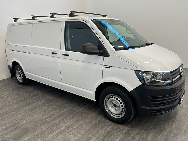 Vit Begagnad 2016 VW T6 Van | 102 000 kr (Superpris) - Bild 1/4