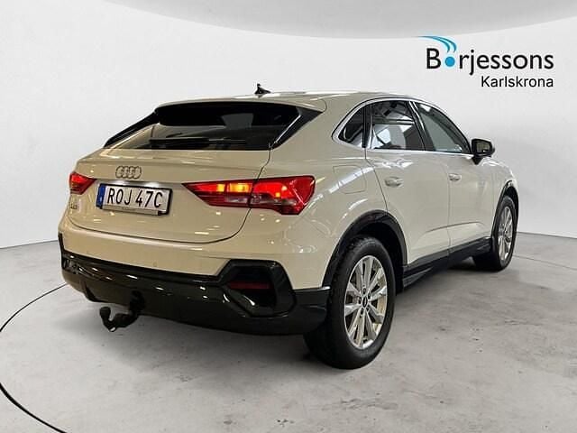 Begagnad Audi Q3 Sportback Proline 151 HK (111 kW) 2022 Ibisvit SUV