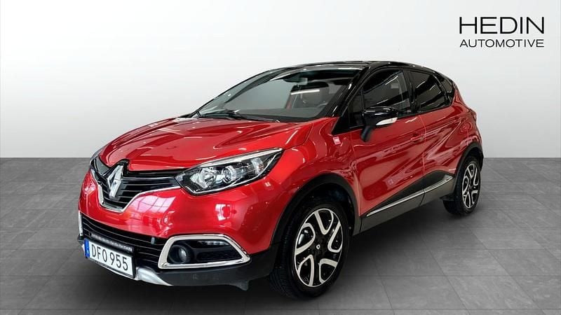 Flerfärgad (red) Begagnad 2016 Renault Captur SUV | 99 800 kr (Bra pris) - Bild 1/4