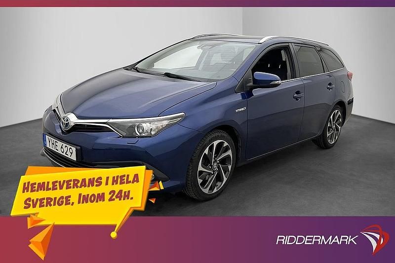 Begagnad Toyota Auris Touring Sports 2016 Blå Kombi