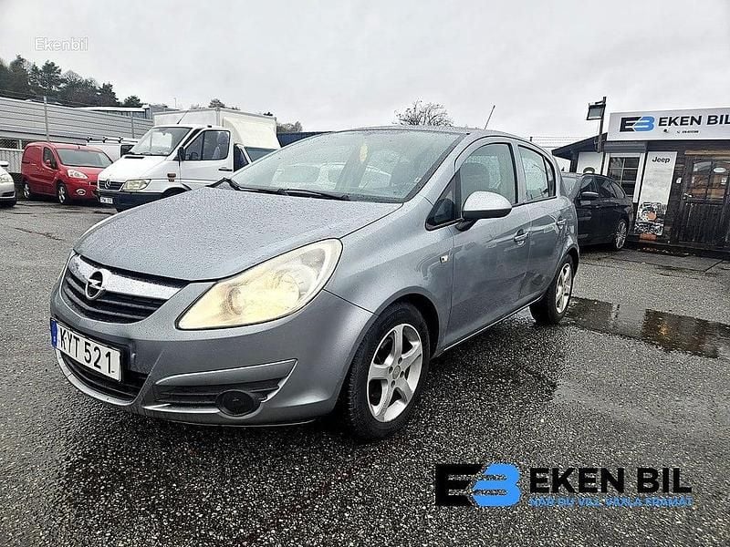 Grå Begagnad 2010 Opel Corsa S Halvkombi | 44 500 kr (Marknadspris) - Bild 1/4
