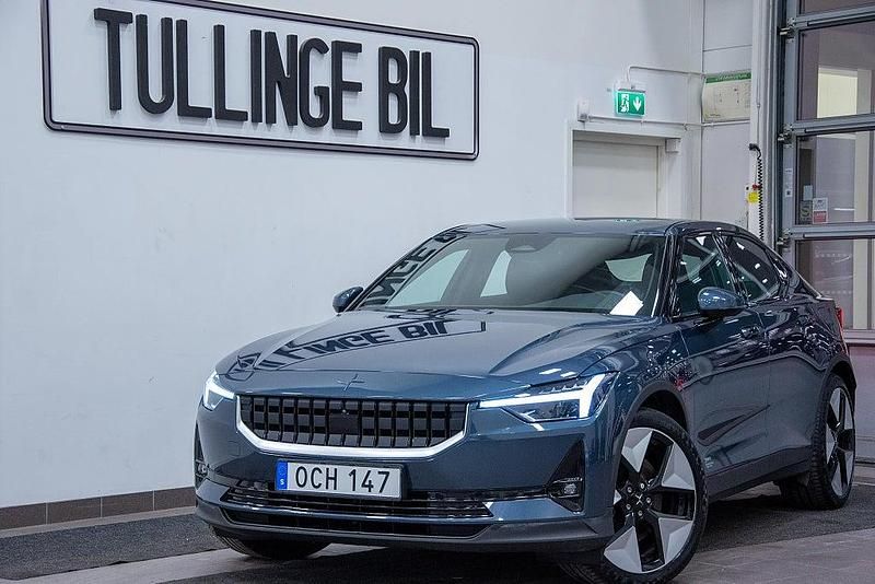 Mörkblå Begagnad 2023 Polestar 2 Long Range Single Motor Halvkombi | 354 900 kr (Bra pris) - Bild 1/4