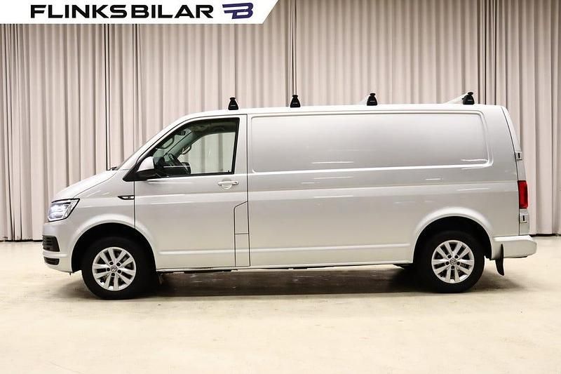 Reflexsilver metallic Begagnad 2019 VW T6.1 Van | 299 900 kr (Bra pris) - Bild 1/4