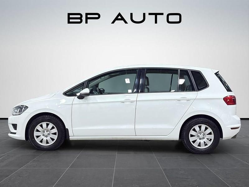 Begagnad VW Golf VII 110 HK (80 kW) 2015 Vit Halvkombi