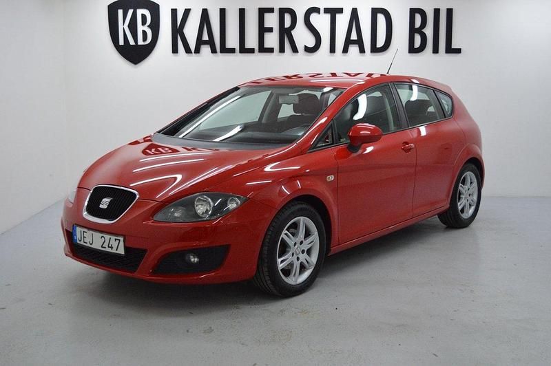 Röd Begagnad 2010 Seat Leon Ecomotive Halvkombi | 54 900 kr (Lite dyr) - Bild 1/4