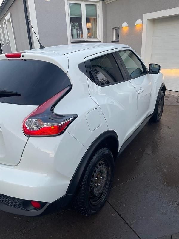 Vit Begagnad 2019 Nissan Juke N-Connecta SUV | 119 000 kr (Bra pris) - Bild 1/4