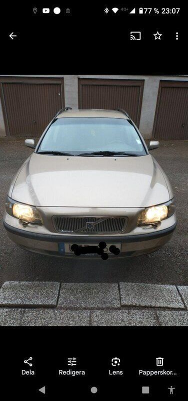 Brun Begagnad 2004 Volvo V70 Kombi | 28 000 kr (Bra pris) - Bild 1/4
