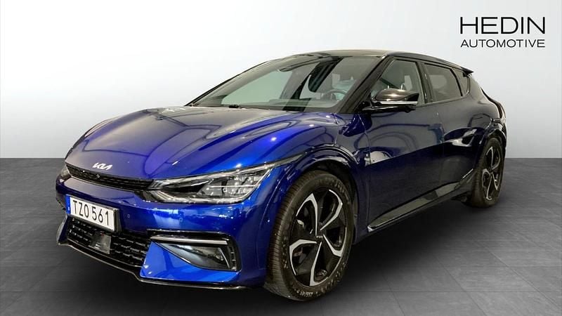Blå (blue) Begagnad 2021 Kia EV6 2 SUV | 469 900 kr - Bild 1/4