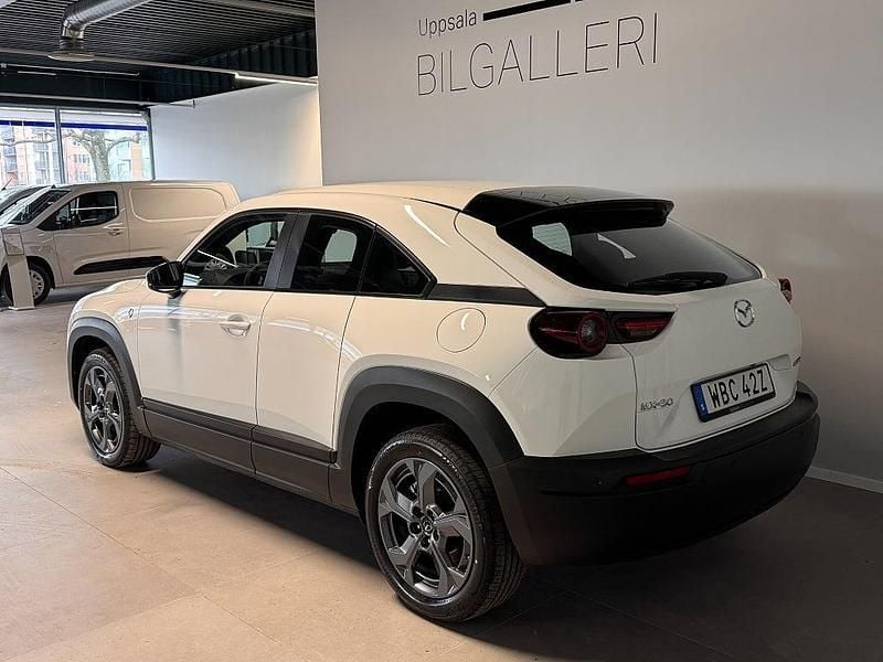 Begagnad Mazda MX30 Exclusive-Line 75 HK (55 kW) 2023 Vit SUV