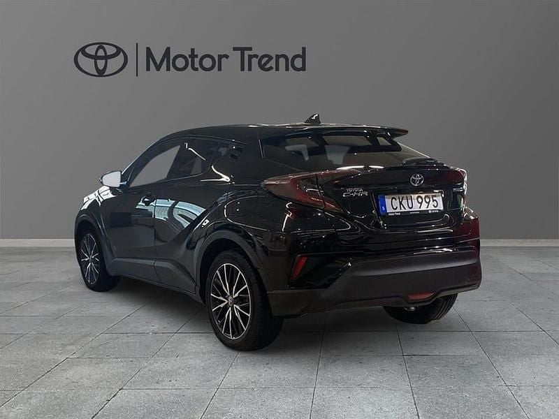 Begagnad Toyota C-HR Executive 124 HK (91 kW) 2018 Svart SUV