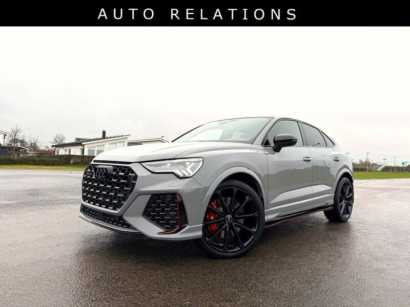Begagnad 2022 Audi RS Q3 Sportback Design SUV | 699 900 kr - Bild 1/4