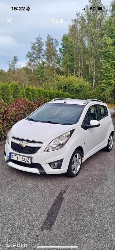 Vit Begagnad 2012 Chevrolet Spark Halvkombi | 34 000 kr (Bra pris) - Bild 1/4