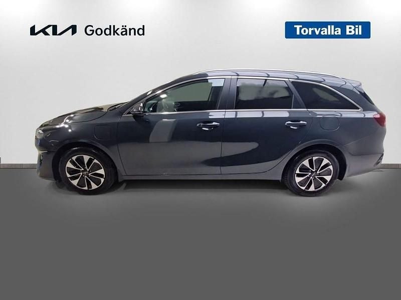 Begagnad Kia Ceed Sportswagon 141 HK (103 kW) 2024 Grå Kombi