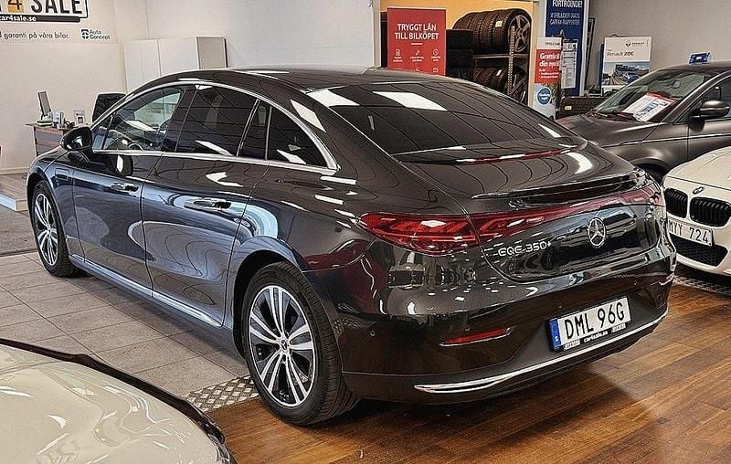 Begagnad Mercedes EQE350 Avantgarde 215 kW (293 HK) 2022 Grå Sedan