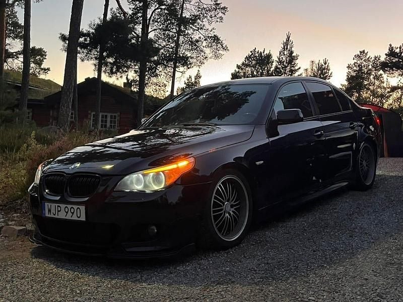 Begagnad BMW 525 192 HK (141 kW) 2005 Sedan