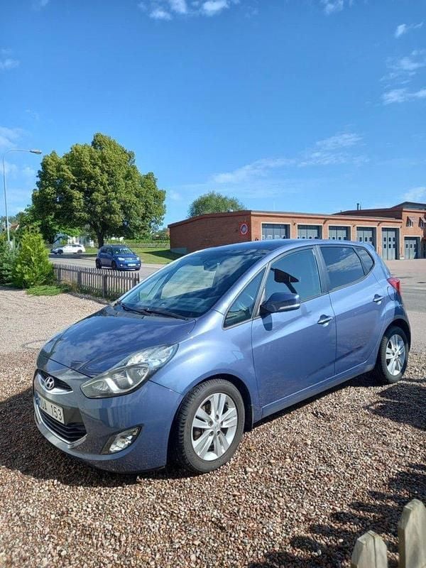 Blå Begagnad 2012 Hyundai ix20 Minibuss | 82 000 kr (Bra pris) - Bild 1/4