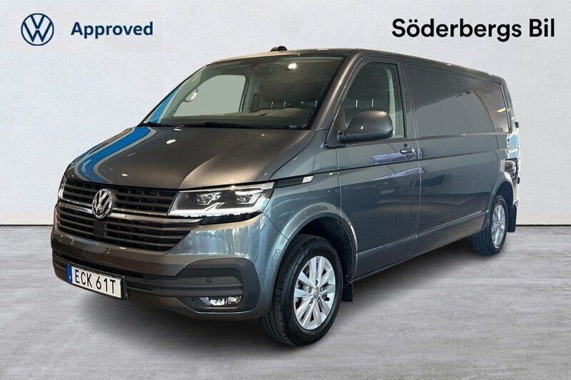 Grå (indiumgrå metallic) Begagnad 2023 VW T6.1 Van | 499 900 kr (Bra pris) - Bild 1/4