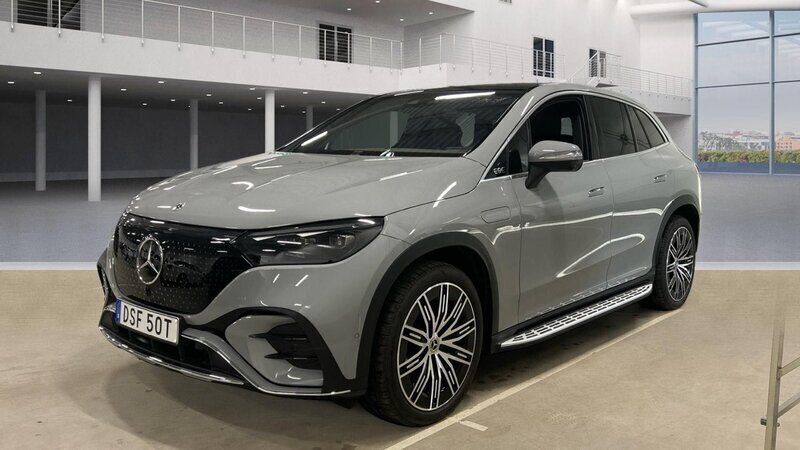 Grå Begagnad 2024 Mercedes EQE350 AMG line SUV | 779 800 kr (Bra pris) - Bild 1/3