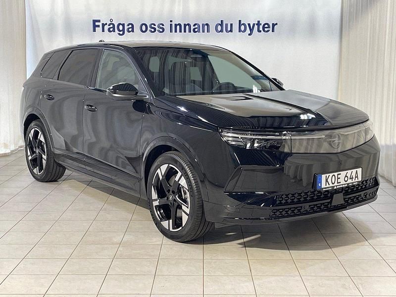Svart Ny 2024 Opel Grandland Electric SUV | 539 500 kr (Bra pris) - Bild 1/4